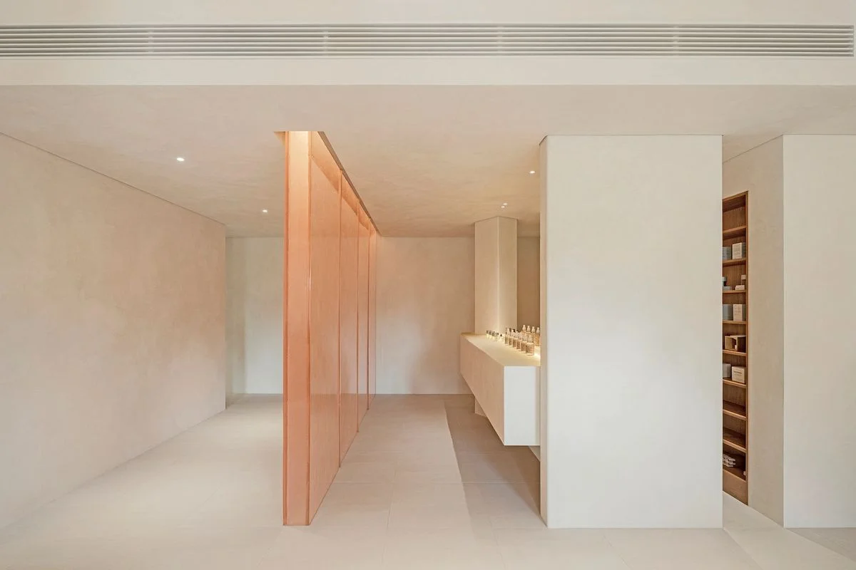 A warm, design-led Morning Form studio